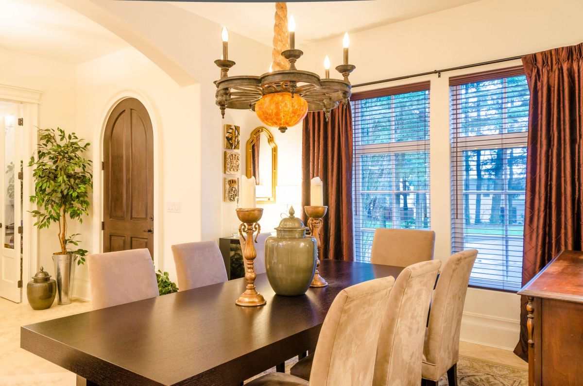 Illuminated, Golden Dining Room Set