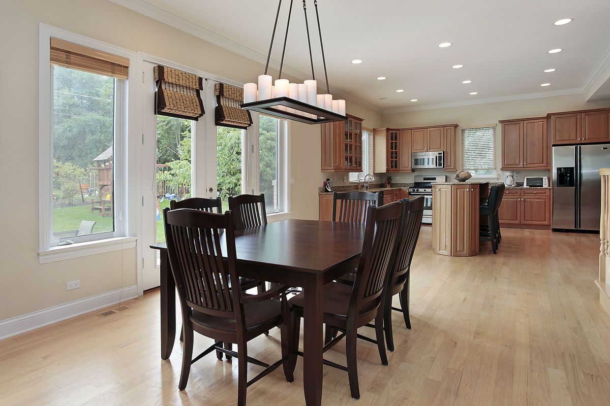 Dark Mohogony Dining Room Table
