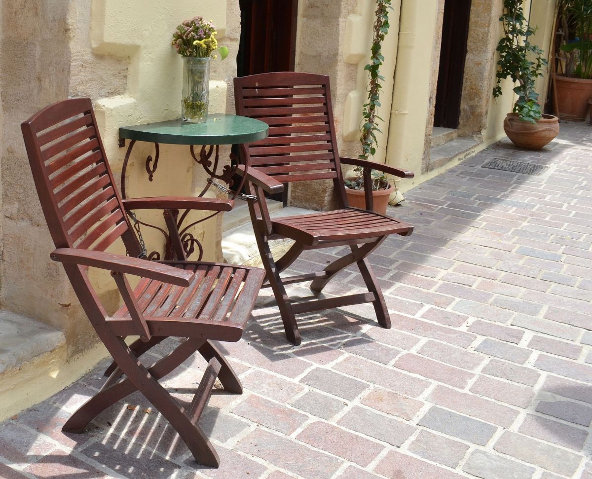 Relaxed Wooden Outdoor Patio Seating