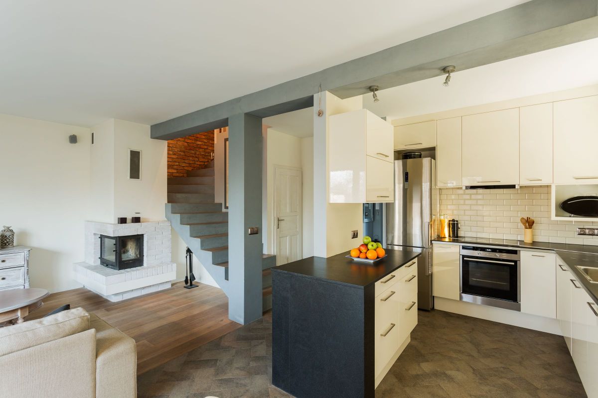 Fun, Sleek Modern Kitchen Staircase