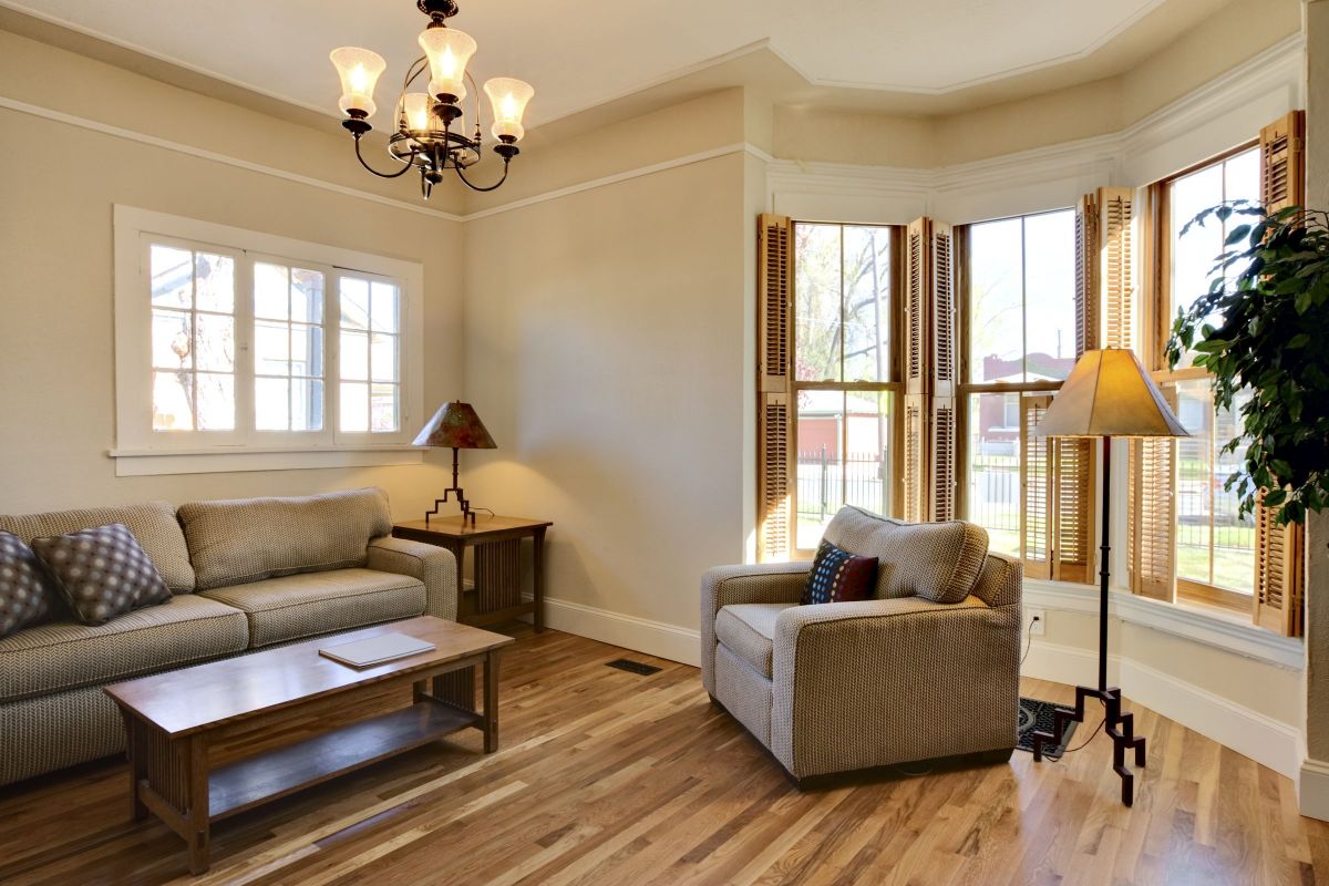 Custom Simple Living Room Quarters Peacefully Designed
