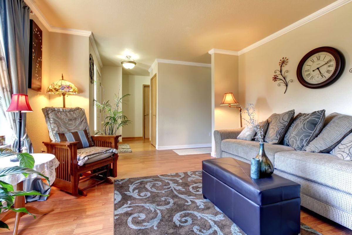 Purple Tint to a Yellow Living Room