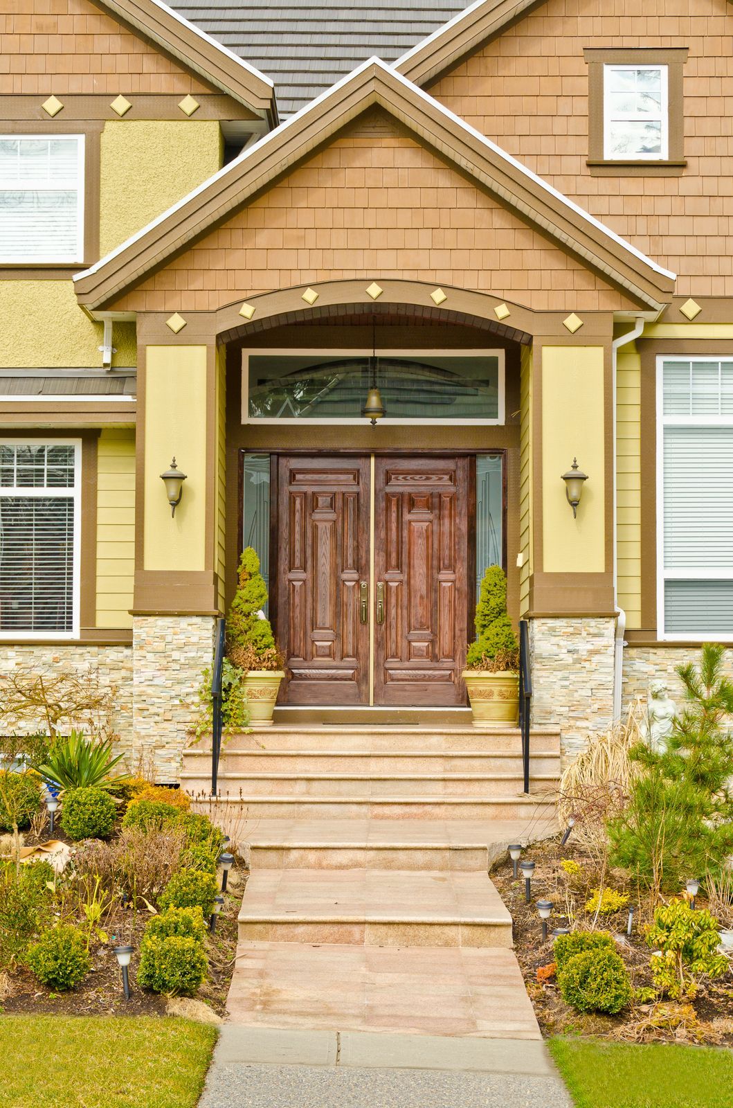 Mansion-Like Breathtaking Front Entrance Doors 