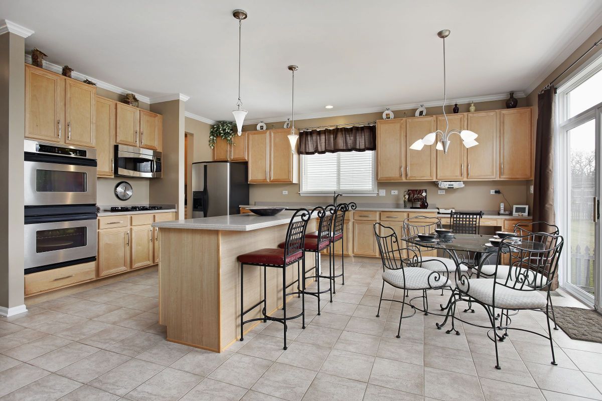 A Breathtaking Display of Kitchen Cabinets