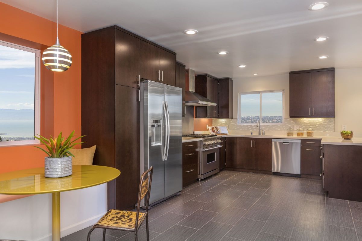 Sturdy Wooden Cabinets that Last a Lifetime