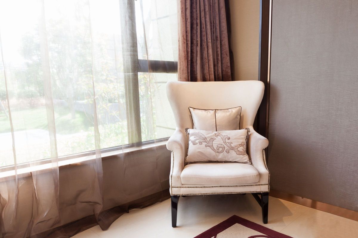 Plain White Comfy Chair