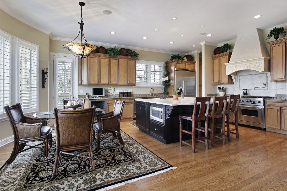 New Convenient Style Modern Kitchen and Dining Area