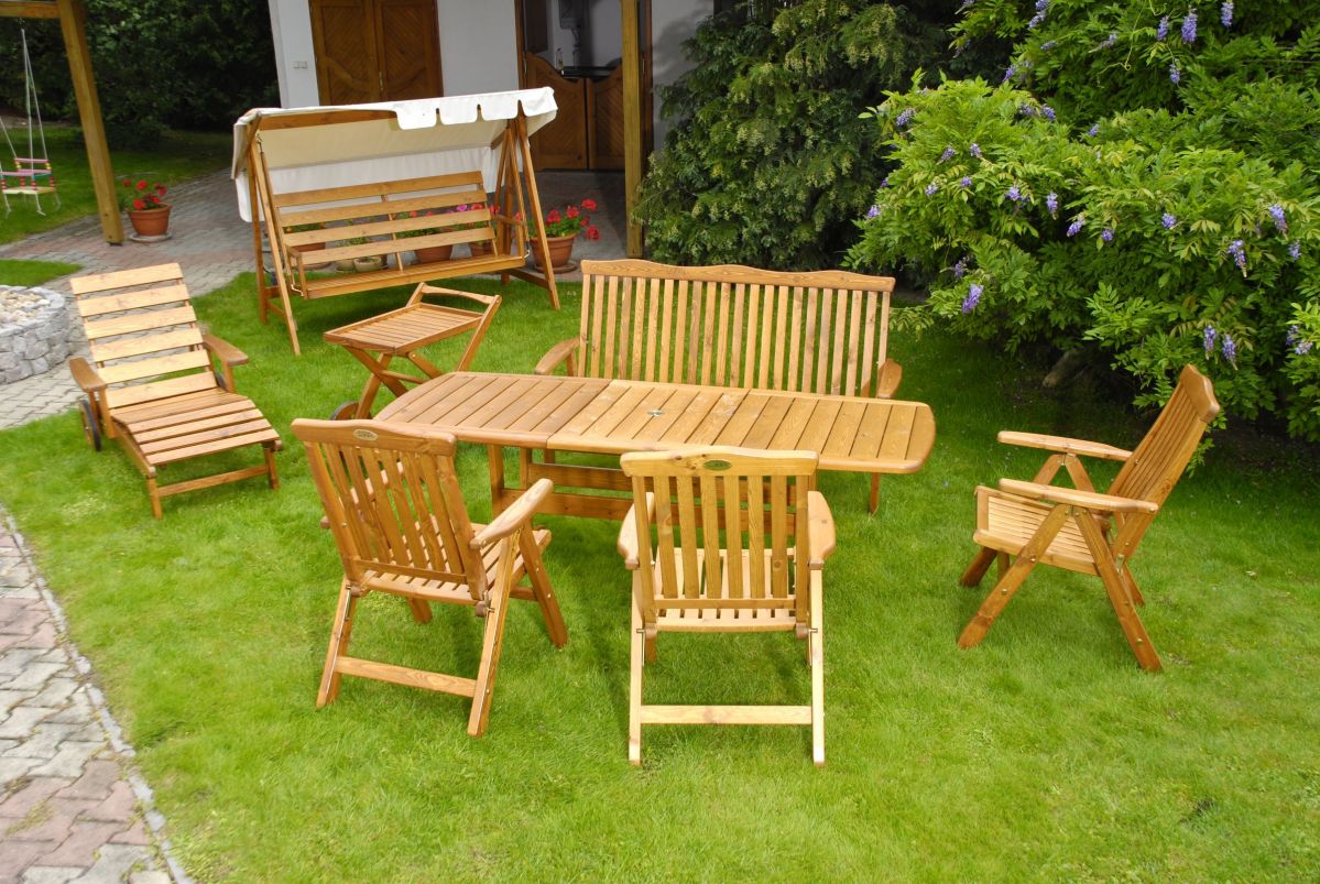 Outdoor All Wooden Table Set Design