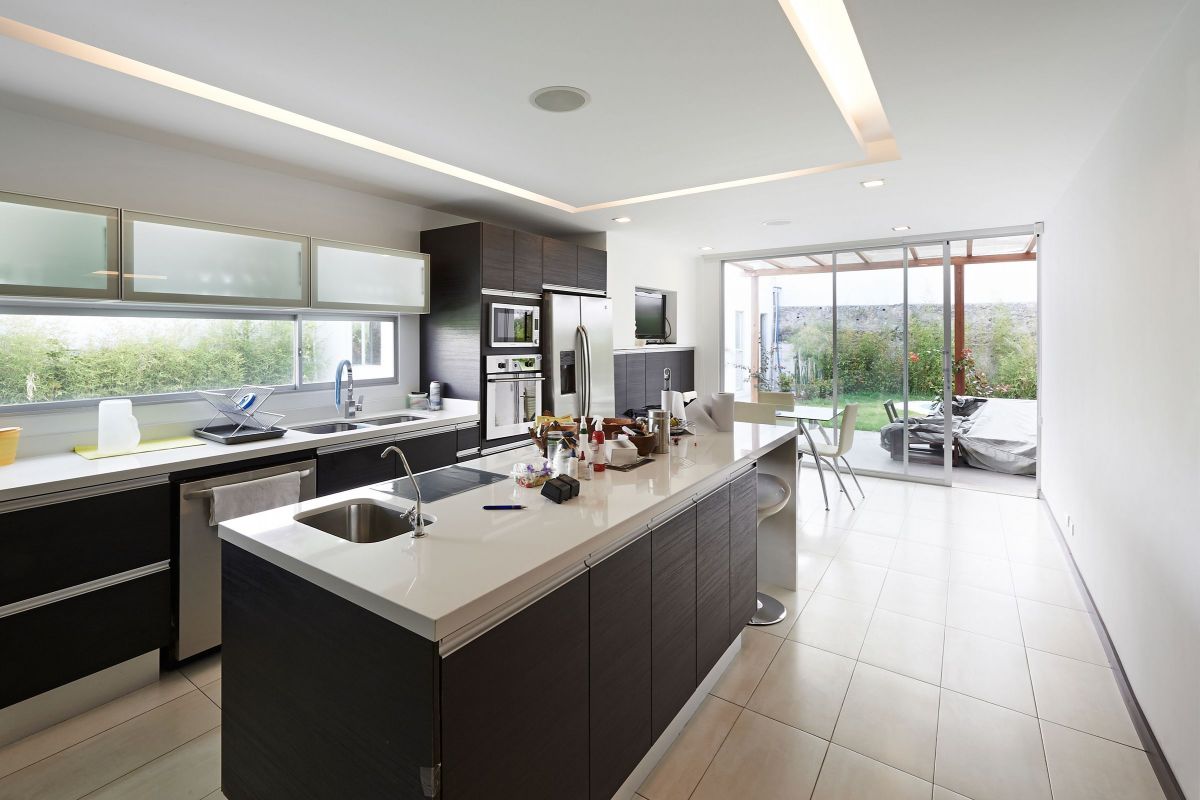 Modernized Ultra Chic Custom Kitchen Countertops 