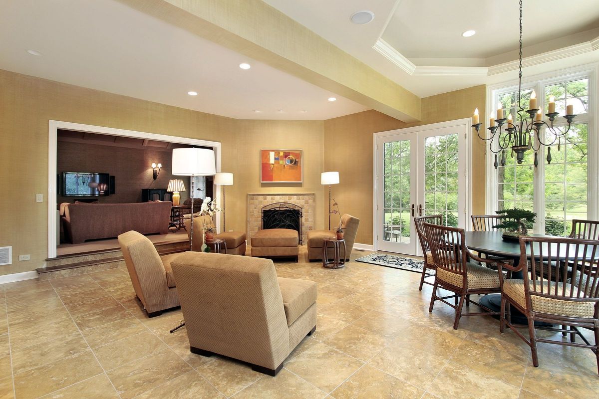 Multi-Functional Family Room Fireplace Mantle 