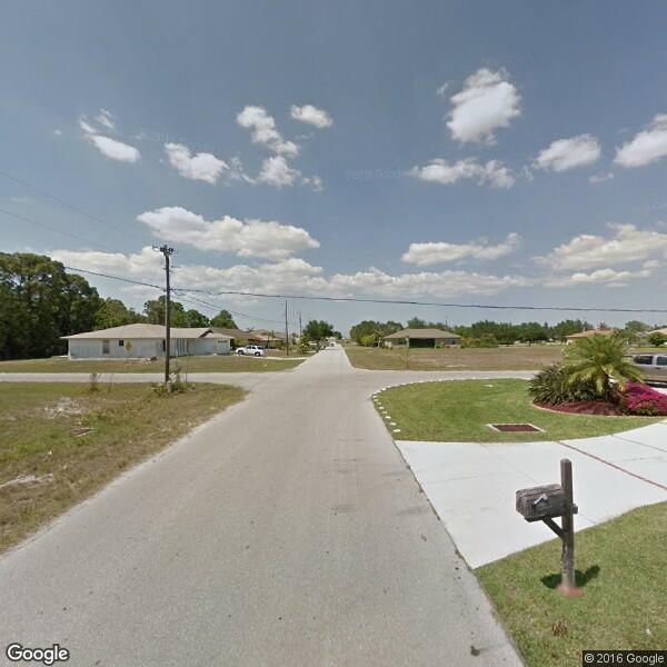 JAMES KULIKOWSKI CARPET logo