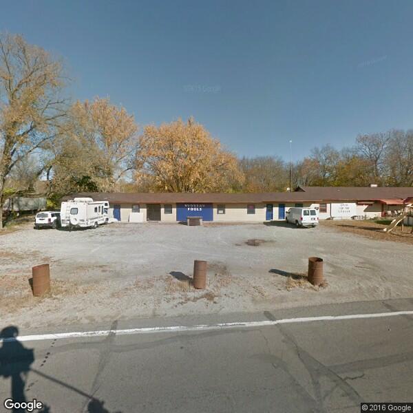 Budreau Plaza Pool Store