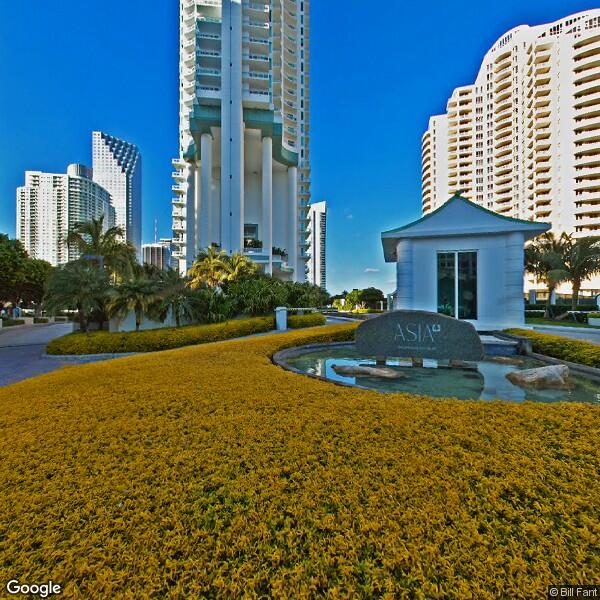 Courts Brickell Key