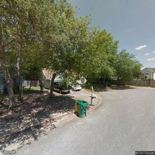 Bayou Fences, LLC
