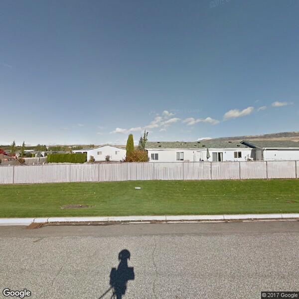 Columbia River Awnings & Screens