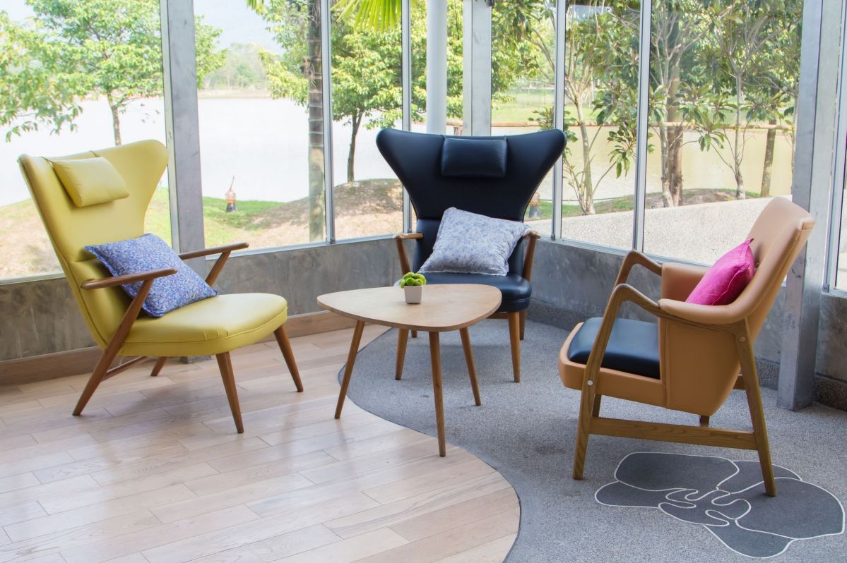 Contrasting Colored Chair Design Living Room