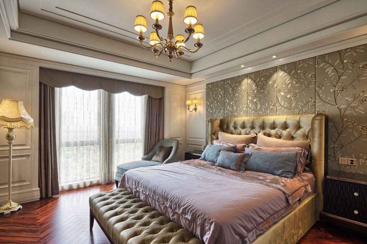Regal Hotel Style Bed