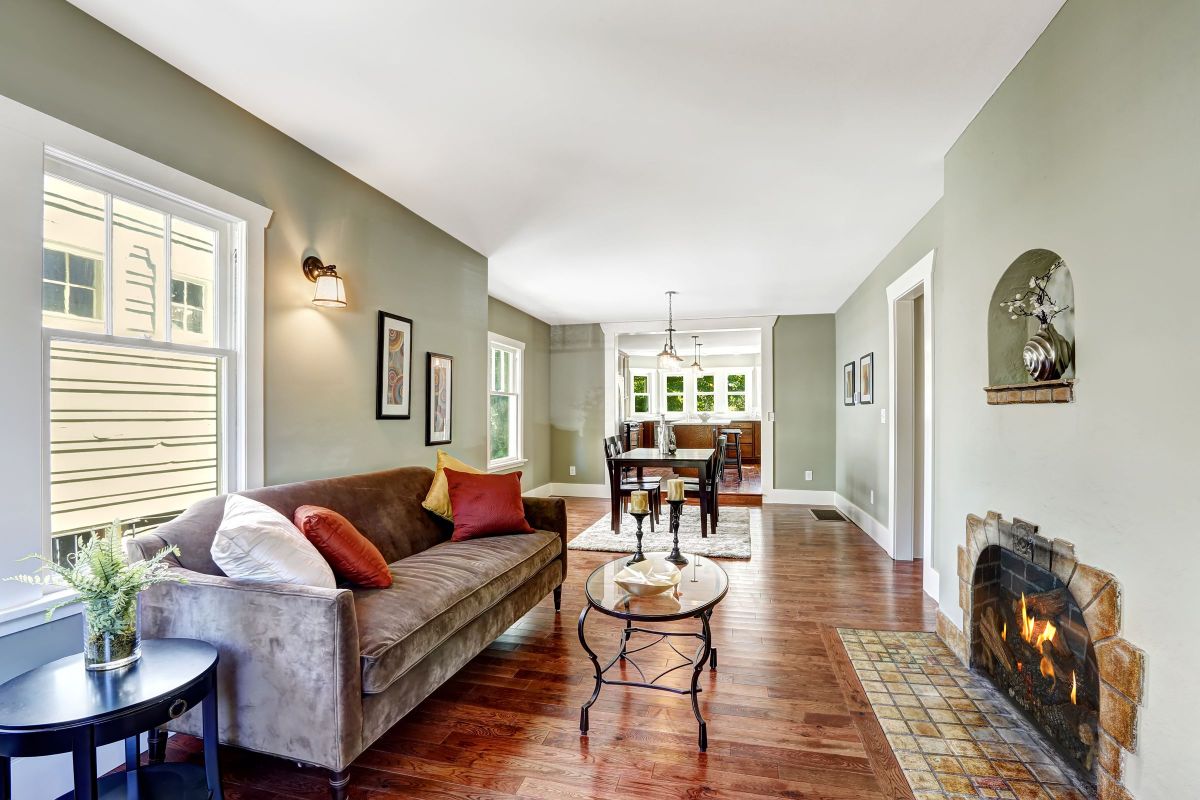 Beautifully Lain Hardwood Flooring