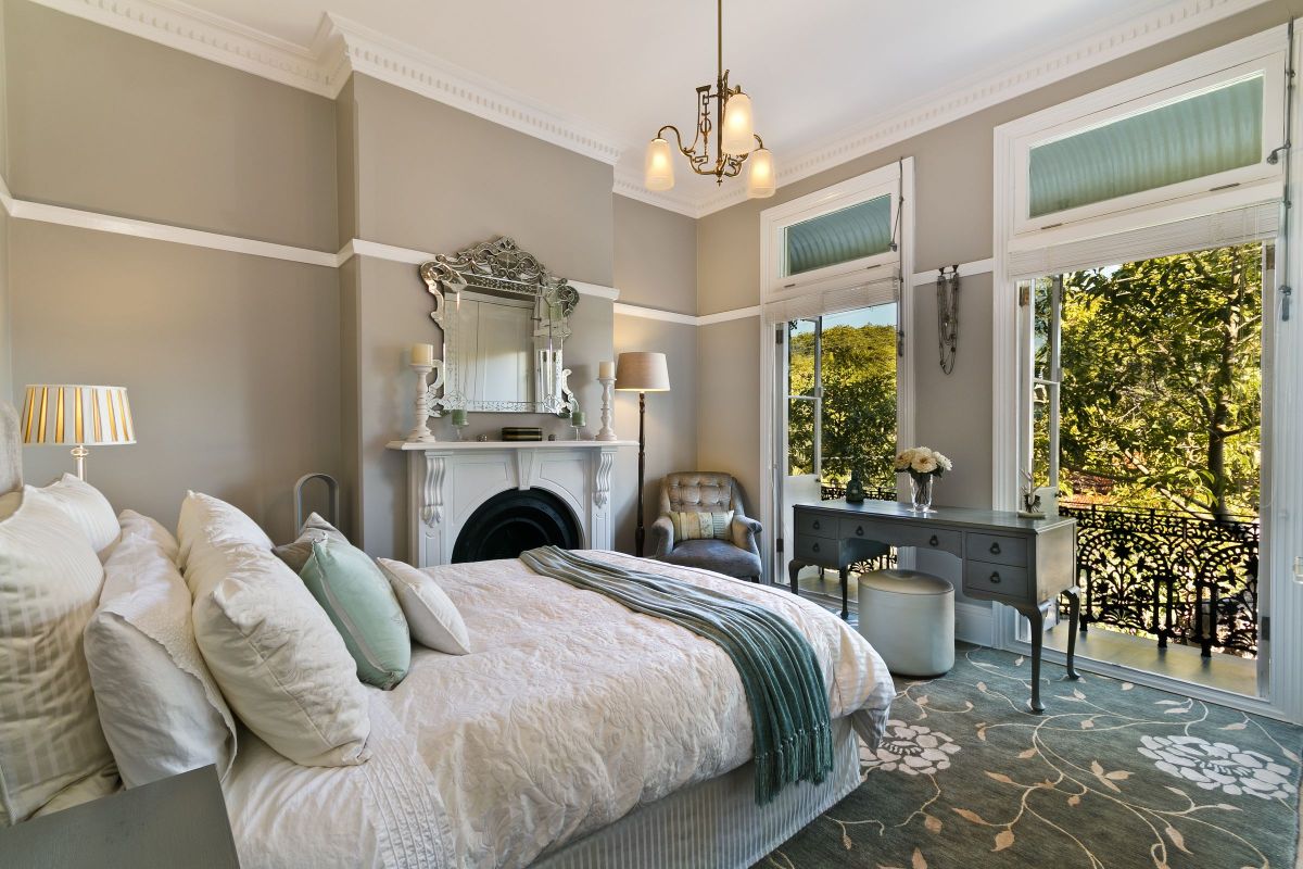 Oceanic Blue/Green Look for a Bedroom
