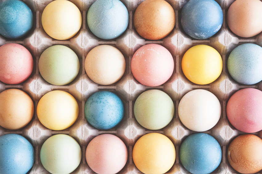 Naturally Dyed Eggs