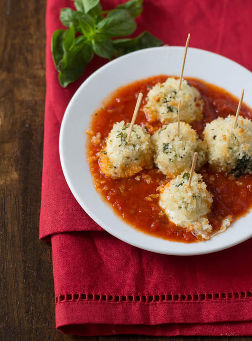 Baked Mozzarella Bites Thanksgiving