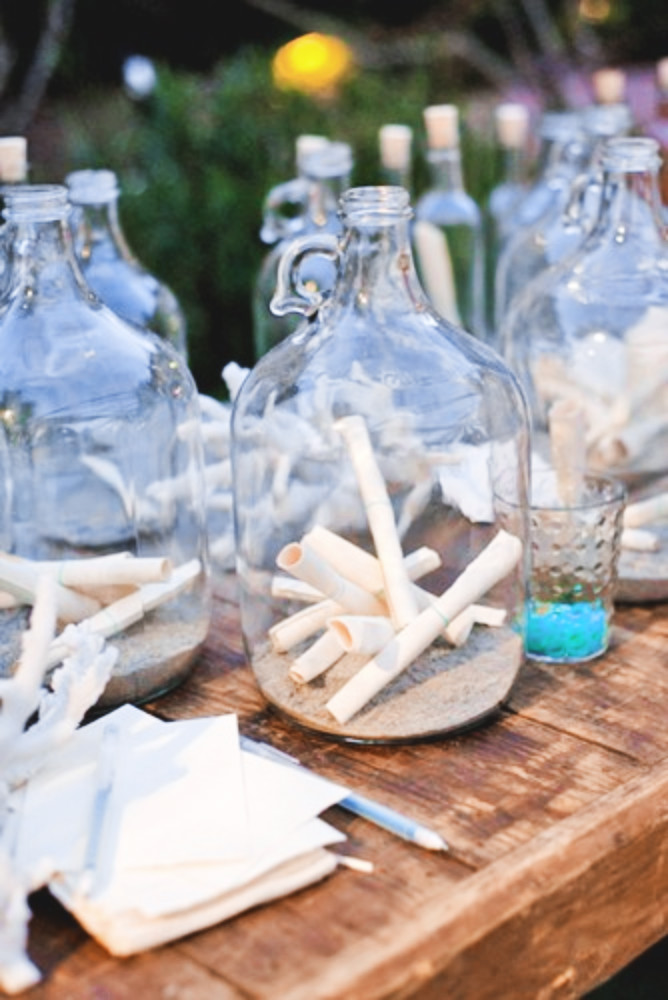 DIY Message in a bottle for a beach wedding